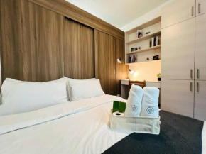 1BR Unit Condotel w Balcony FAME Residences -FM12